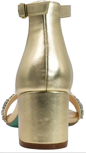 Vista 3 de Betsey Johnson Sandalia de tacón Sb-Mel para mujer, Oro