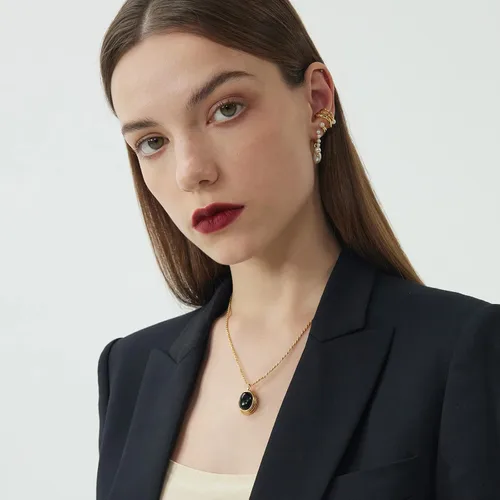 Vista 4 de C.Paravano Pendientes de oreja para mujer Aretes de oro Pendientes de plata de ley para mujer Puños de aretes para mujer sin perforar
