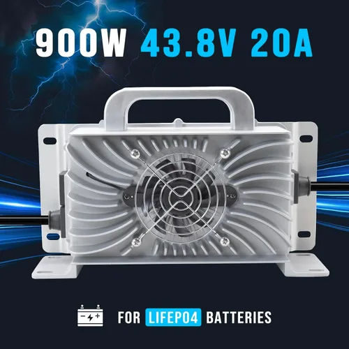 Vista 2 de Cargador de batería a bordo de litio de 43.8 V 20 A para batería LiFePO4 de 36 V (38.4 V) 12S, cargador inteligente impermeable IP67 para carrito