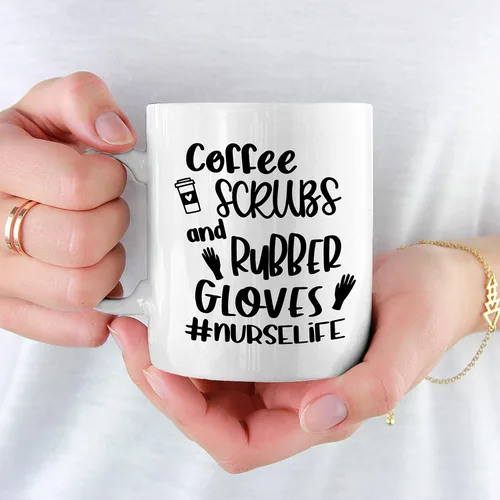 Vista 3 de Exfoliantes de café y guantes de goma #Nurselife, taza de café impresa para enfermera, regalo para enfermera (diseño 1, 11 onzas)