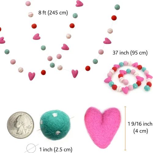 Vista 4 de Glaciart One Guirnalda de bolas de fieltro de San Valentín con corazones rojos, hecha a mano en Nepal con lana de Nueva Zelanda, reutilizable