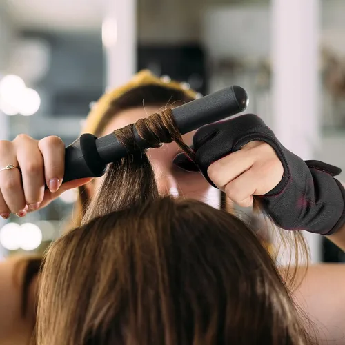 Vista 5 de Geyoga 2 guantes resistentes al calor para peinar el cabello, guantes de peluquero de 3 dedos para plancha plana rizadora y tinte para el cabello