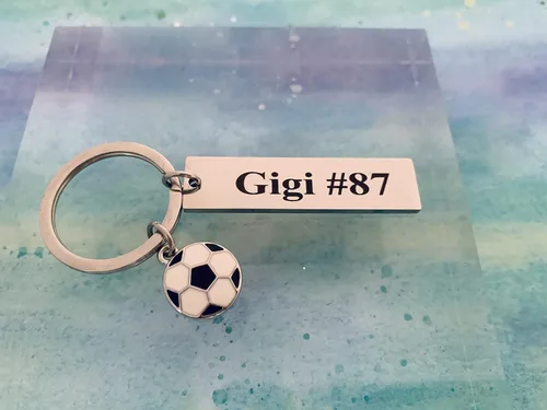 Vista 8 de Personalized Engraved Soccer Keychain, Custom Unisex Stainless Steel Soccer Gift, Soccer Jewelry, Gift for Boy and Girl Soccer Players