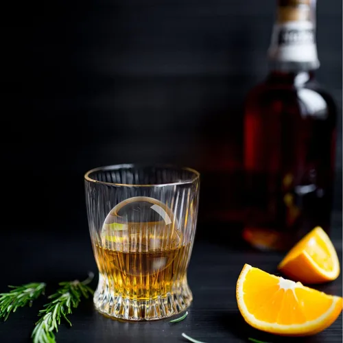 Vista 2 de TINANA – Molde para esferas de hielo de 2 pulgadas, transparente de cristal, prepara 8 bolas redondas grandes, para cócteles, whisky y bebidas
