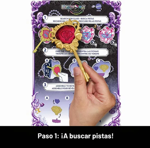 Vista 3 de Monster High Skulltimate Secrets Clawdeen Wolf Muñeca con Guardarropa y 19 Accesorios de Moda Sorpresa, Juguete +4 Años (HXH85)