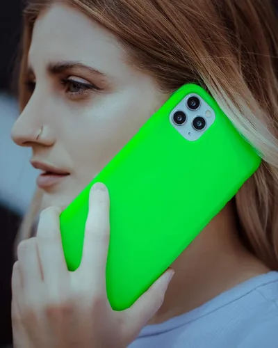 Vista 7 de FELONY CASE Funda de silicona verde neón para iPhone 12 Pro Max Silicona líquida con forro de microfibra antiarañazos, funda protectora a prueba