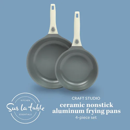 Vista 2 de Sur La Table Kitchen Essentials Craft Studio - Juego de sartenes de freír de aluminio fundido con mango desmontable de 8 y 10 pulgadas con cerámica