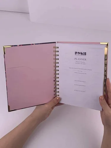 Vista 3 de Agenda mensual/semanal 2024, elegante diseño de flores moradas, enero a diciembre de 2024, 8.5 x 6.4 pulgadas, encuadernación en espiral doble