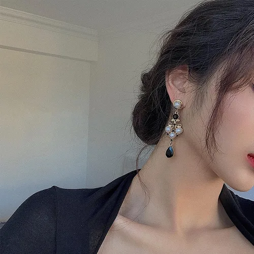 Vista 6 de Black Vintage Pearl Earrings Black Earrings for Women Pearl Drop Earrings Teardrop Chandelier Long Dangle Earrings Baroque Earrings Bohemian Earrings