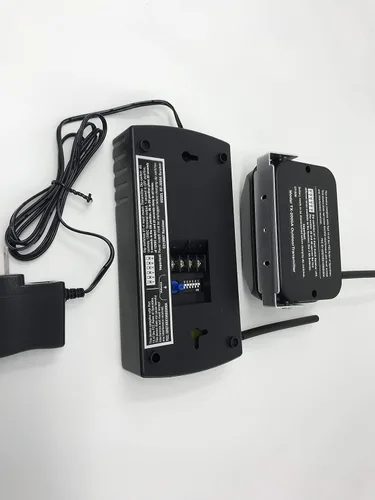 Vista 2 de Sistema de alarma inalámbrico para entrada de vehículos por Rodann Electronics