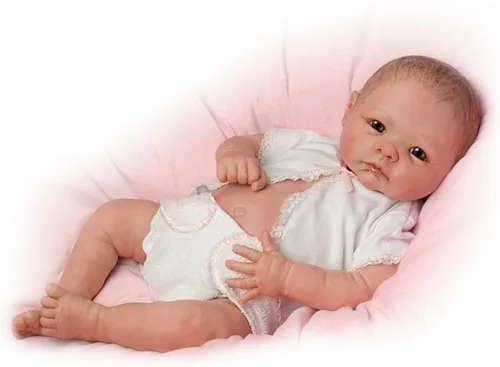 Vista 4 de Muñeca Bebé: Pequeña Grace, 20 pulgadas, de Ashton Drake