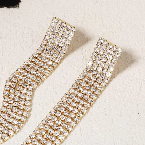 Vista 4 de Mlouye Aretes colgantes para mujeres y niñas, colgantes con diamantes de imitación para fiesta de graduación