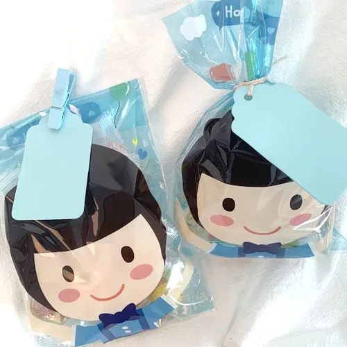 Vista 4 de Etiquetas para envolver regalo, 100 etiquetas azules en blanco con cuerda para regalos de baby shower, día del padre y regalos caseros artesanales