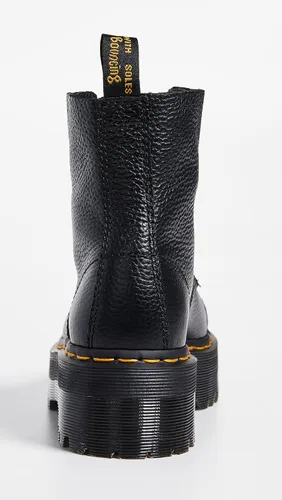 Vista 4 de Dr. Martens Botas de plataforma de piel Sinclair de 8 ojales para mujer