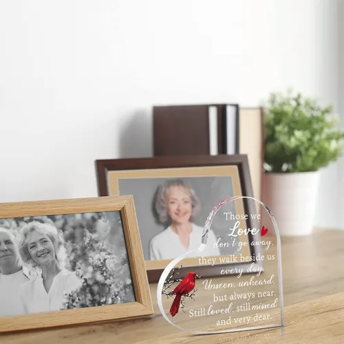 Vista 6 de Regalos conmemorativos por la pérdida del padre o la madre, corazón acrílico conmemorativo de cardenal rojo para duelo, regalos de condolencia