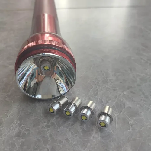 Vista 2 de Bombilla LED de repuesto para linterna 4CD, 4 celdas, 6-24 voltios, 18 voltios, 19.2 voltios, kit de conversión, linternas, bombilla, P13.5S PR2 3W