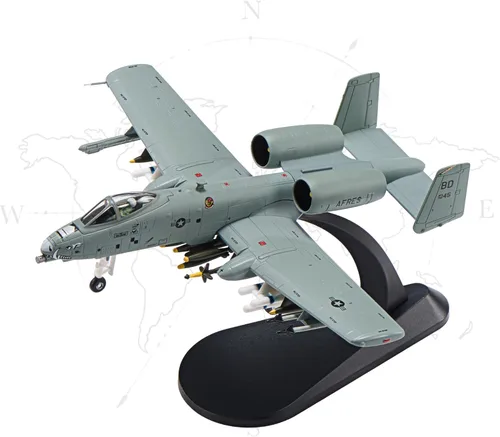 Vista 8 de A-10 Thunderbolt II Warthog Fighter Plane Modelo 1:100 Modelo Militar Avión Camuflaje