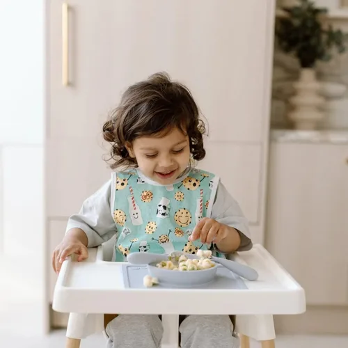 Vista 12 de BapronBaby Galletas y leche Bapron – Babero más seguro sin lazo para el cuello para bebés y niños pequeños – Suave impermeable resistente a