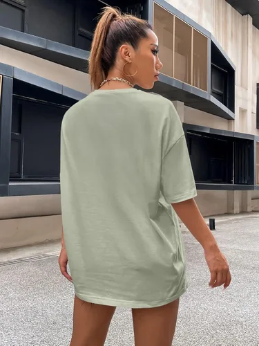 Vista 2 de COZYEASE Camiseta casual de manga corta con cuello redondo y estampado de letras para mujer