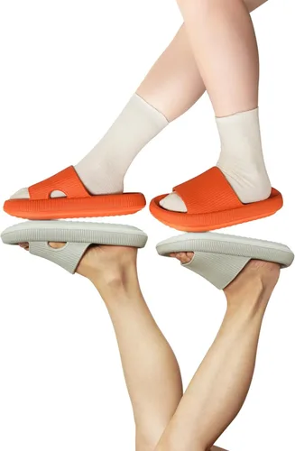 Vista 6 de OLDSH Sandalias de nube para mujeres y hombres, suela gruesa para casa y exteriores, pantuflas antideslizantes de EVA, pantuflas de casa