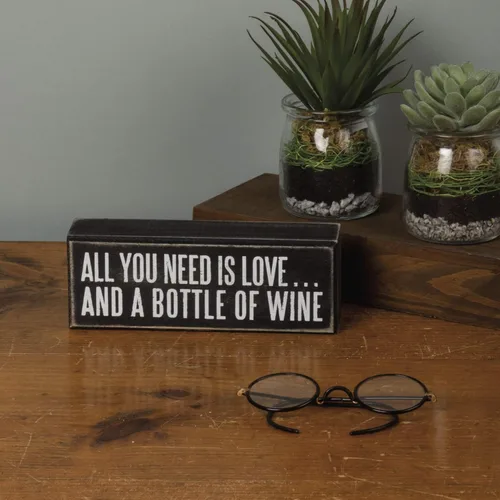 Vista 3 de Primitives by Kathy 18066 Cartel de caja, 7" x 2.5", All You Need... is a Bottle of Wine