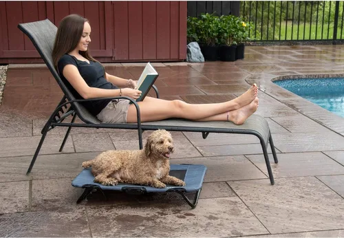 Vista 5 de Pet Gear Lifestyle - Cama elevada para mascotas, no requiere montaje, malla de refrigeración resistente a desgarros, interior y exterior, ligera
