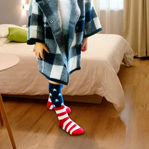 Vista 5 de Calcetines con la bandera de Estados Unidos para niños, calcetines de estrella hasta la rodilla para niños y niñas