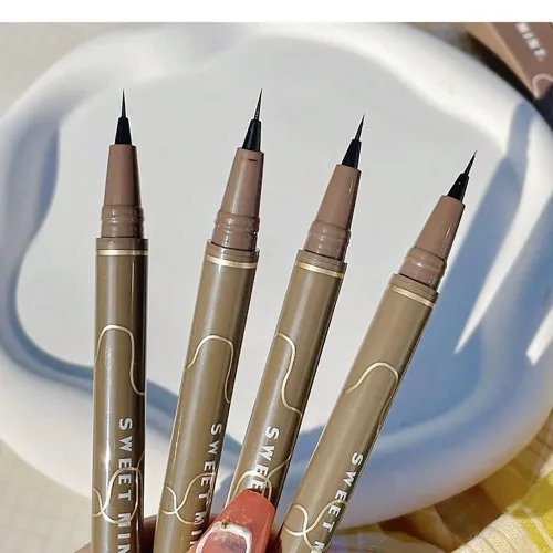 Vista 5 de Delineador de ojos superfino impermeable de secado rápido, 4 bolígrafos líquidos Hyper Easy sin saltos, impermeable, muy fino, maquillaje de larga