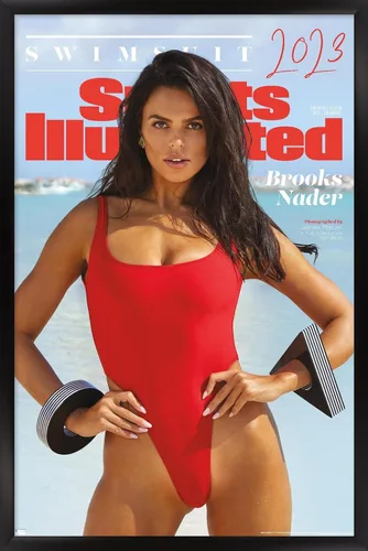 Vista 14 de Trends International Sports Illustrated: Swimsuit Edition - Books Nader Cover 23 Póster de pared, 22.4 pulgadas de largo x 14.7 W, versión enmarcada