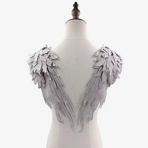 Vista 2 de Parche de encaje con alas de ángel bordado, alas bordadas para costura, vestido de novia, parche para hombro de ropa, 1 par (negro)