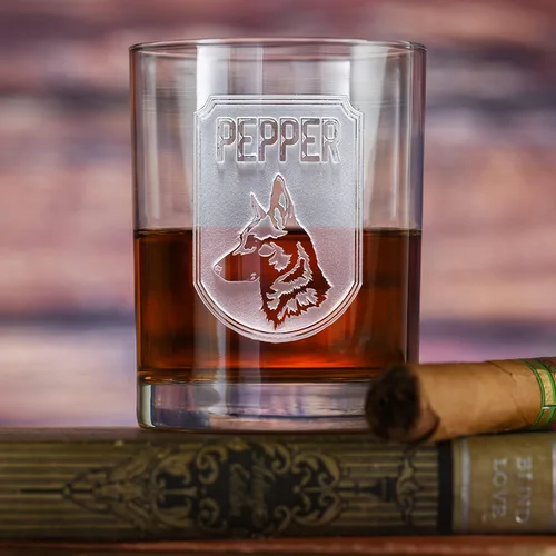Vista 2 de Regalo para el mejor amigo del perro, copa de whisky personalizada