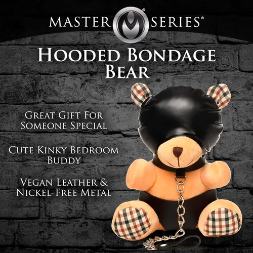 Vista 3 de MASTER SERIES Oso de Bondage con capucha para hombres, mujeres y parejas. Suave oso de peluche con temática BDSM M. Regalo lindo y sexy. 1 pieza