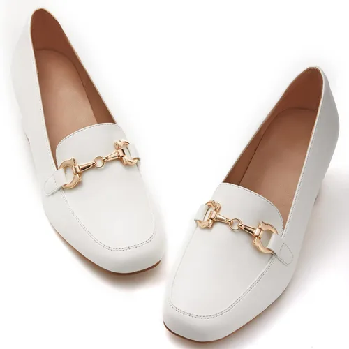 Vista 3 de Zapatos de tacón bajo de cadena para mujer, tacón grueso, cuadrados, puntera cerrada, cómodos, de cuero, elegantes, casuales, para fiestas, trabajo