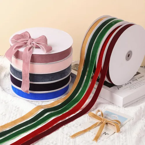 Vista 3 de Cinta de terciopelo negro de 1-1/2 pulgadas x 20 yardas, ideal para envolver regalos, hacer lazos para el pelo, coronas, decoración de boda y fiesta