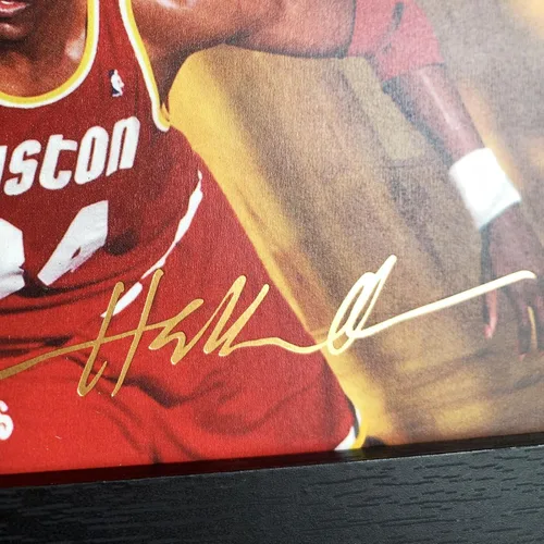 Vista 4 de veratwo Signed The Dream Olajuwon - Póster de baloncesto enmarcado para regalo de fotos de 8 x 6 pulgadas, con pantalla de película de 0.039 x 1.378