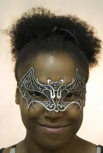 Vista 2 de Costume AccessoryEncaje Bat máscara con banda elástica