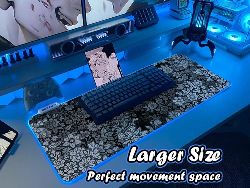 Vista 2 de JMIYAV Alfombrilla de mouse para juegos RGB en blanco y negro, 31.5 x 12 pulgadas, PC XL, grande, extendida y brillante, con luz LED, base de goma