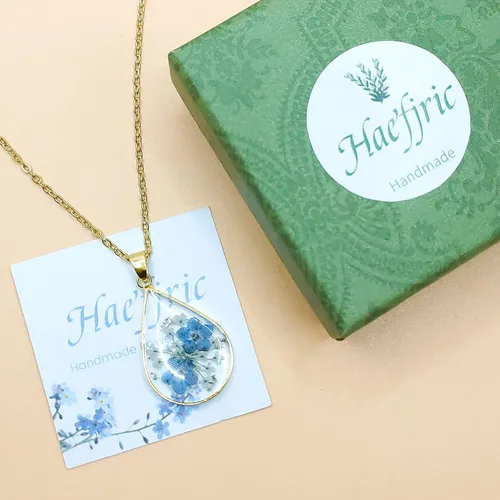 Vista 13 de Collar de flores silvestres prensadas con encaje de Forget-Me-Not y Queen Anne Collar de flores prensadas de oro Collares hechos a mano