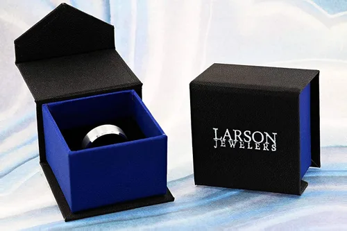Vista 4 de Valiant Tungsten Ring Black Tungsten Comfort Fit Wedding Band RIng with Genuine Black Sapphires - 8mm