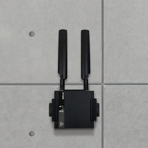 Vista 9 de D-Link 4G LTE (Cat 4) a Gigabit Ethernet módem/puente, mejor para aplicaciones M2M, compatible con OpenVPN, plataforma de servicio empresarial