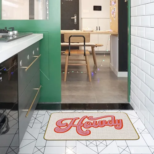 Vista 4 de Mingnei Tapete divertido de Howdy de color rosa intenso para la cocina del hogar, tapete de puerta de Howdy, tapete para puerta de vaquera Howdy