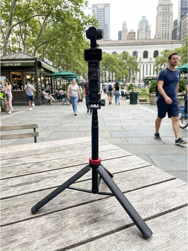 Vista 4 de Trípode de palo selfie expandible de 81" para Insta360 Luna Ultra y Osmo Pocket 3 Soporte para teléfono de 4.7-7", trípode de 81", para Insta360