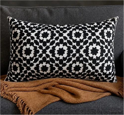 Vista 32 de Funda de almohada de algodón, diseño de bolero. Funda decorativa con diseño geométrico. En lona de algodón. Bordado, con costuras en cadena. 1pc