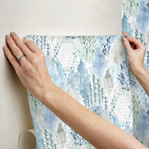 Vista 7 de RoomMates RMK12330PLW - Papel tapiz de mosaico de árbol de acuarela azul