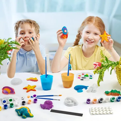 Vista 4 de Juboury Kit de manualidades para niños, pintura en yeso, juego de arte para pintar tu propio espacio, dinosaurios y figuras de vida marina, kit