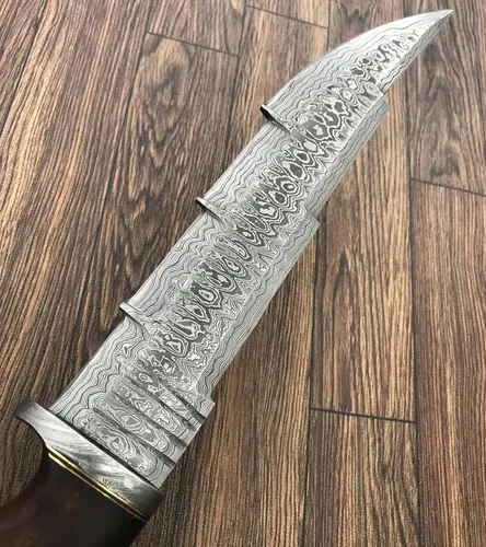 Vista 4 de RG-22 Cuchillo de caza hecho a mano de acero de Damasco de 13.5 pulgadas - Mango de madera exótica Marindi