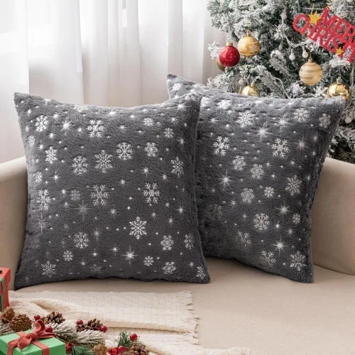 Vista 11 de MIULEE - Juego de 2 fundas de cojín decorativas de Navidad, hechas de piel sintética suave con copos de nieve plateados y brillantina, para Verde
