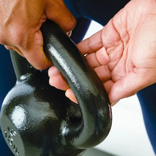 Vista 8 de BUFFR Ring Protector for Working Out - Silicone Ring Protector for Finger Jewelry