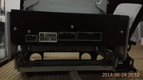 Vista 4 de Adaptador de interfaz auxiliar USB Honda - Charge & Play para Accord (2003-2011), CRV (2005-2011), Pilot (2006-2011), Odyssey (2005-2011), Civic