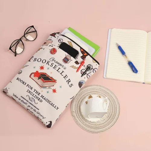 Vista 3 de BLUPARK HP Inspired Book Sleeve HP Potter Regalos Amantes de los libros Fundas de libro para libros de tapa blanda Potter Merch Regalo